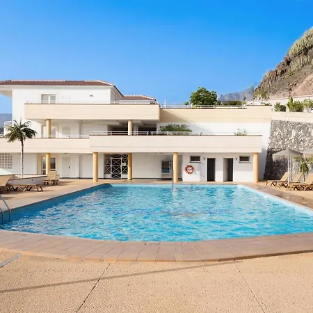 Rooftop With Ocean View And Heated Pool *