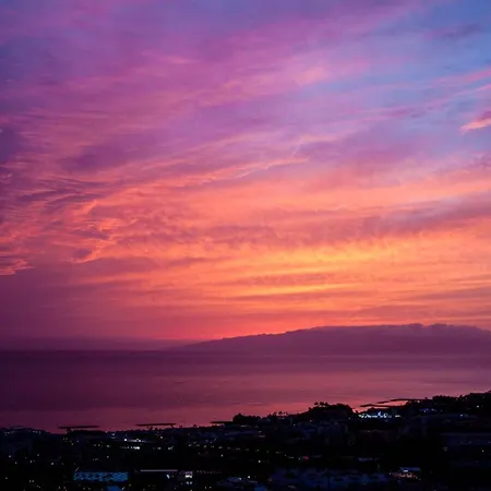 Lägenhet Rooftop With Ocean View And Heated Pool Costa Adeje (Tenerife)